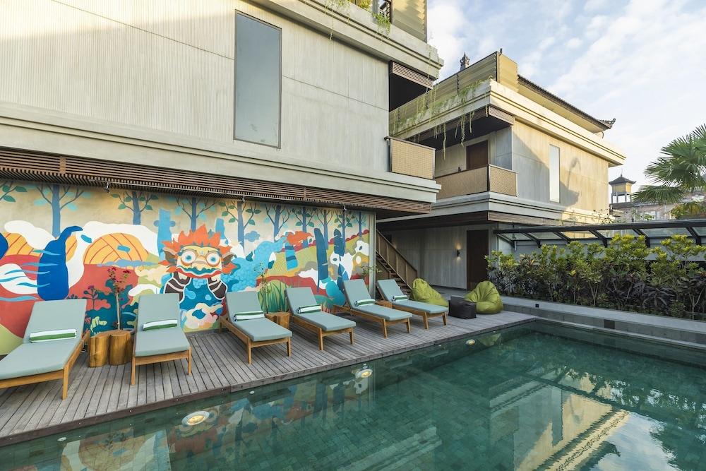 Artotel Haniman Hotel